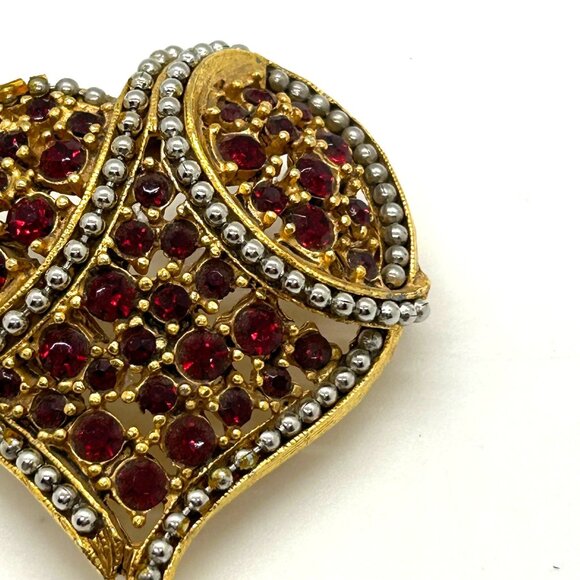 Vintage Gold-Tone Rhinestone Heart Brooch Matching Clip-On Earrings Robert Rose - Picture 6 of 16